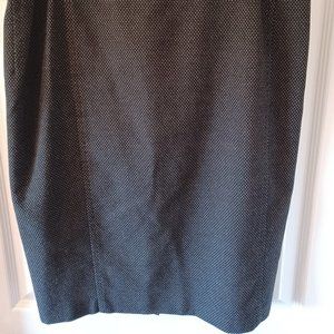 Gray, Ann Taylor Houndstooth pencil skirt
